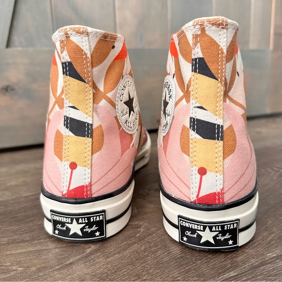 Converse Chuck 70 High Vintage Floral Sneakers - Picture 4 of 16